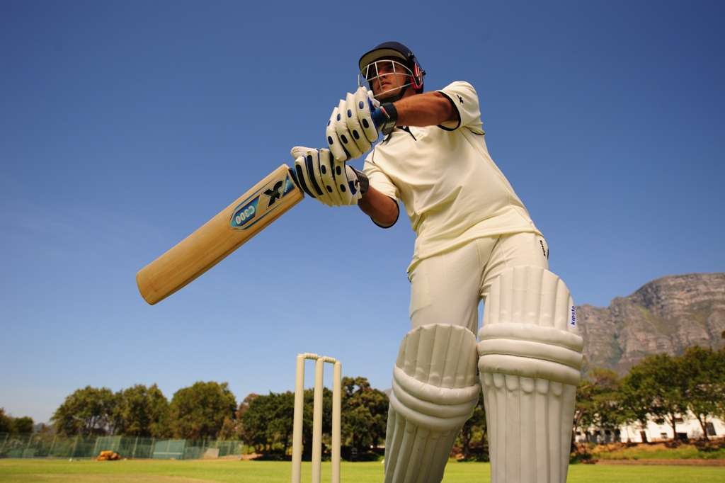 How to Hold a Cricket Bat: A Step-by-Step Guide for Beginners